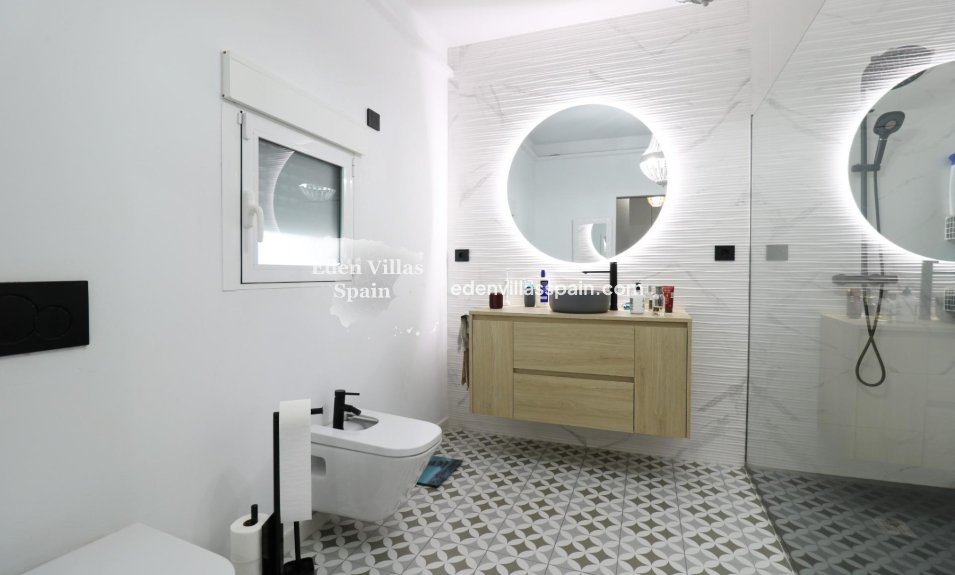 Resale - Country House - Santa Pola