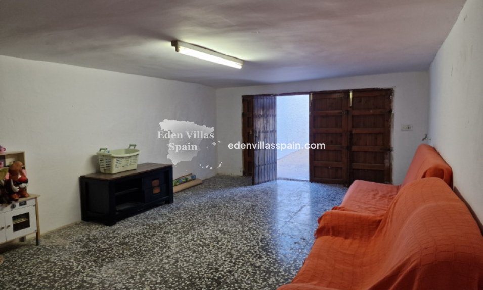 Resale - Country House - Torrellano