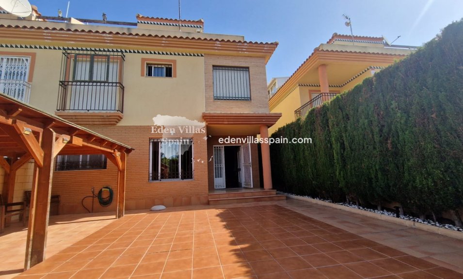 Resale - Terrace House - Daya Nueva