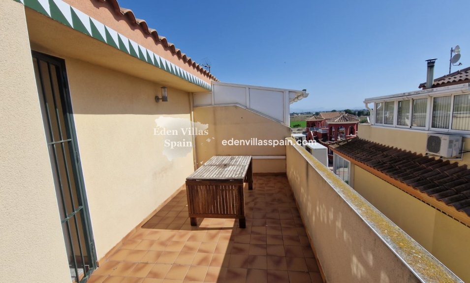 Resale - Terrace House - Daya Nueva