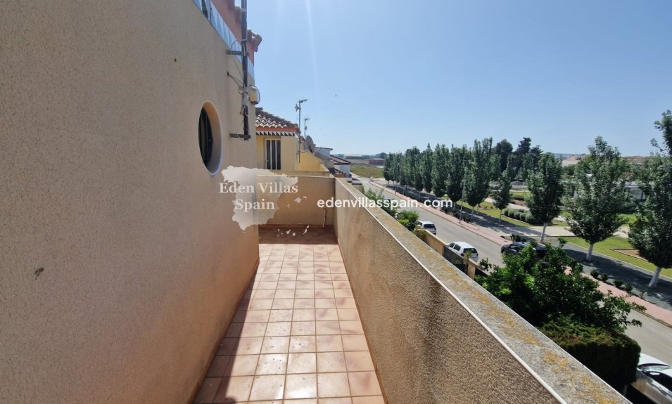 Resale - Terrace House - Daya Nueva