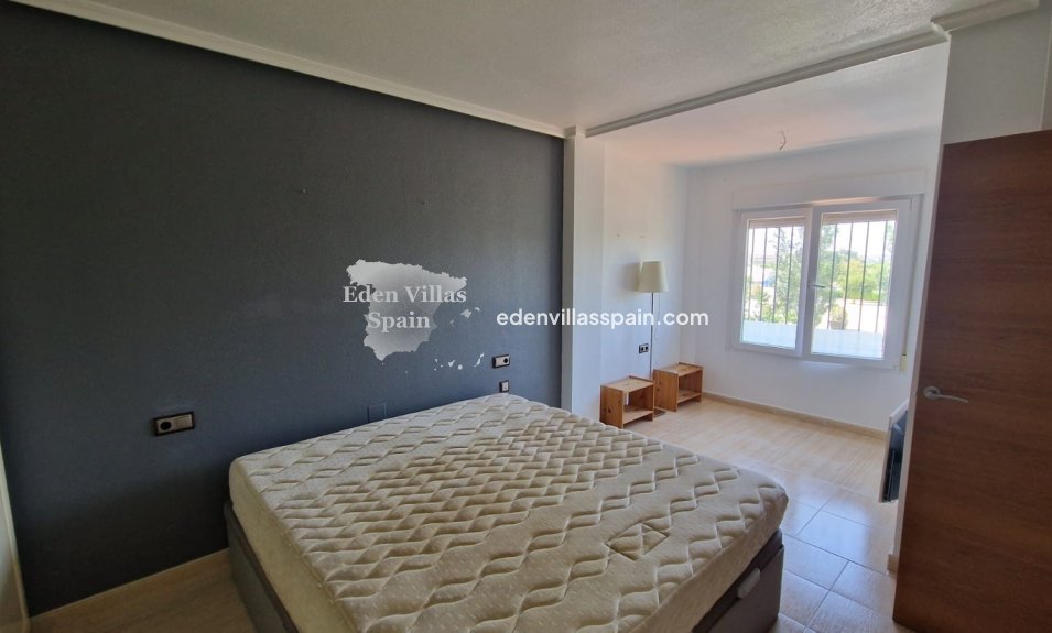 Resale - Terrace House - Daya Nueva