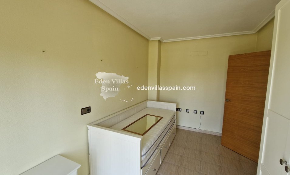 Resale - Terrace House - Daya Nueva