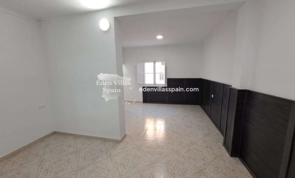 Resale - Town House - Catral