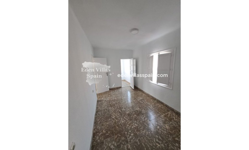 Resale - Town House - Catral