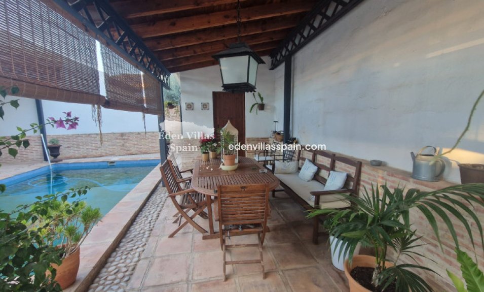 Resale - Town House - Dolores