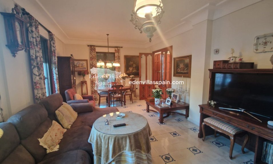 Resale - Town House - Dolores