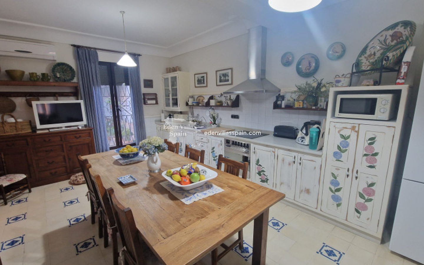 Resale - Town House - Dolores