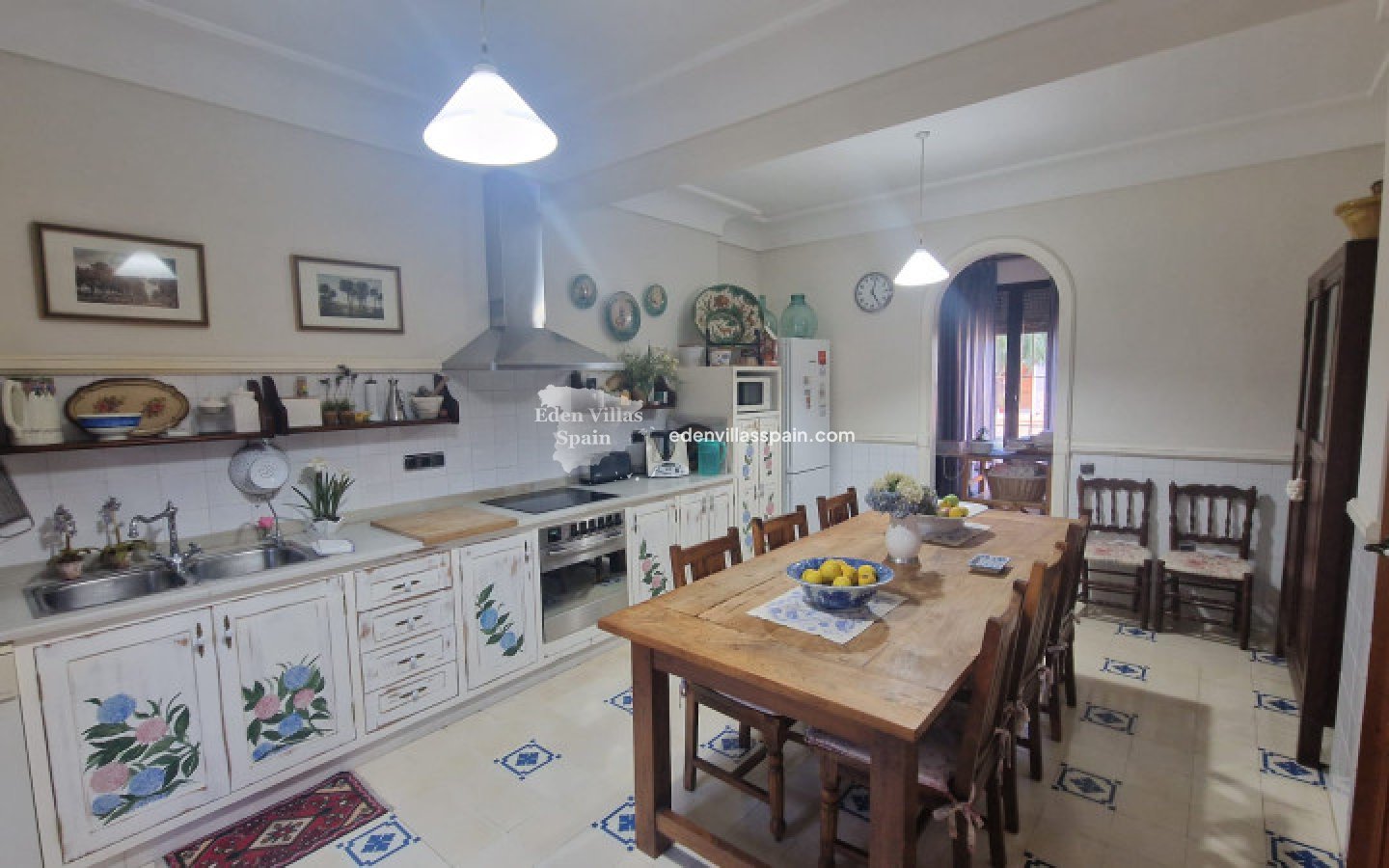 Resale - Town House - Dolores