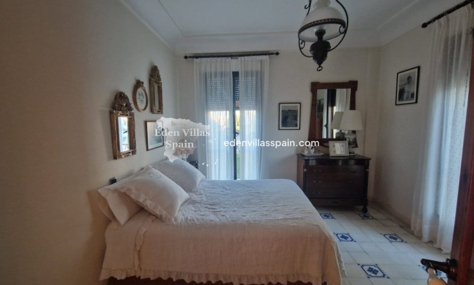 Resale - Town House - Dolores