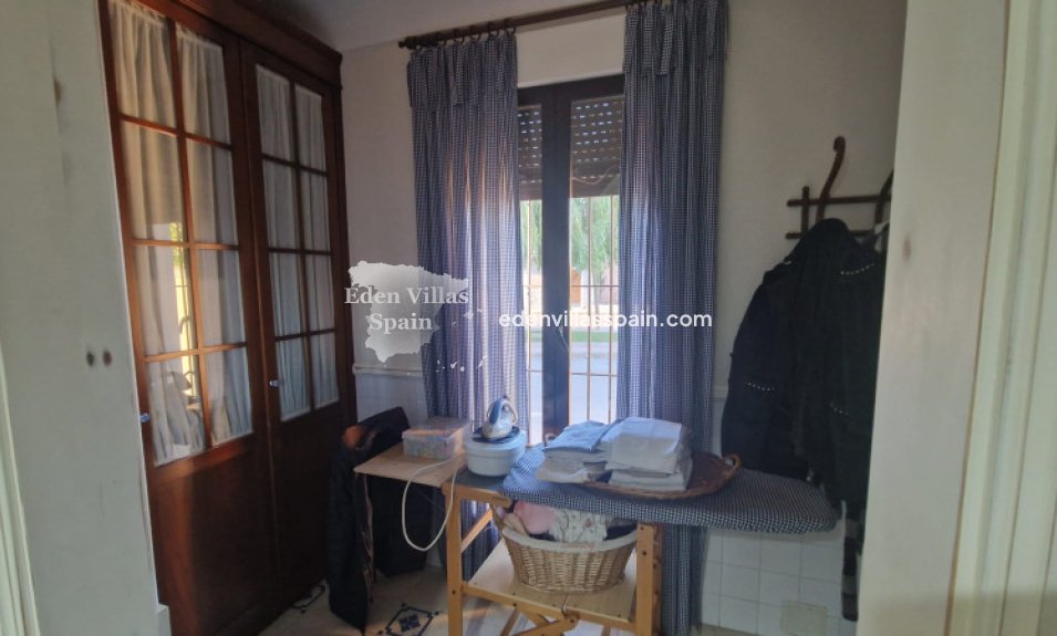 Resale - Town House - Dolores