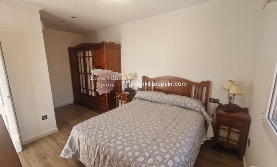 Resale - Town House - Dolores