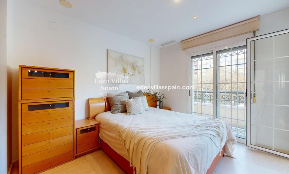 Resale - Town House - Elche