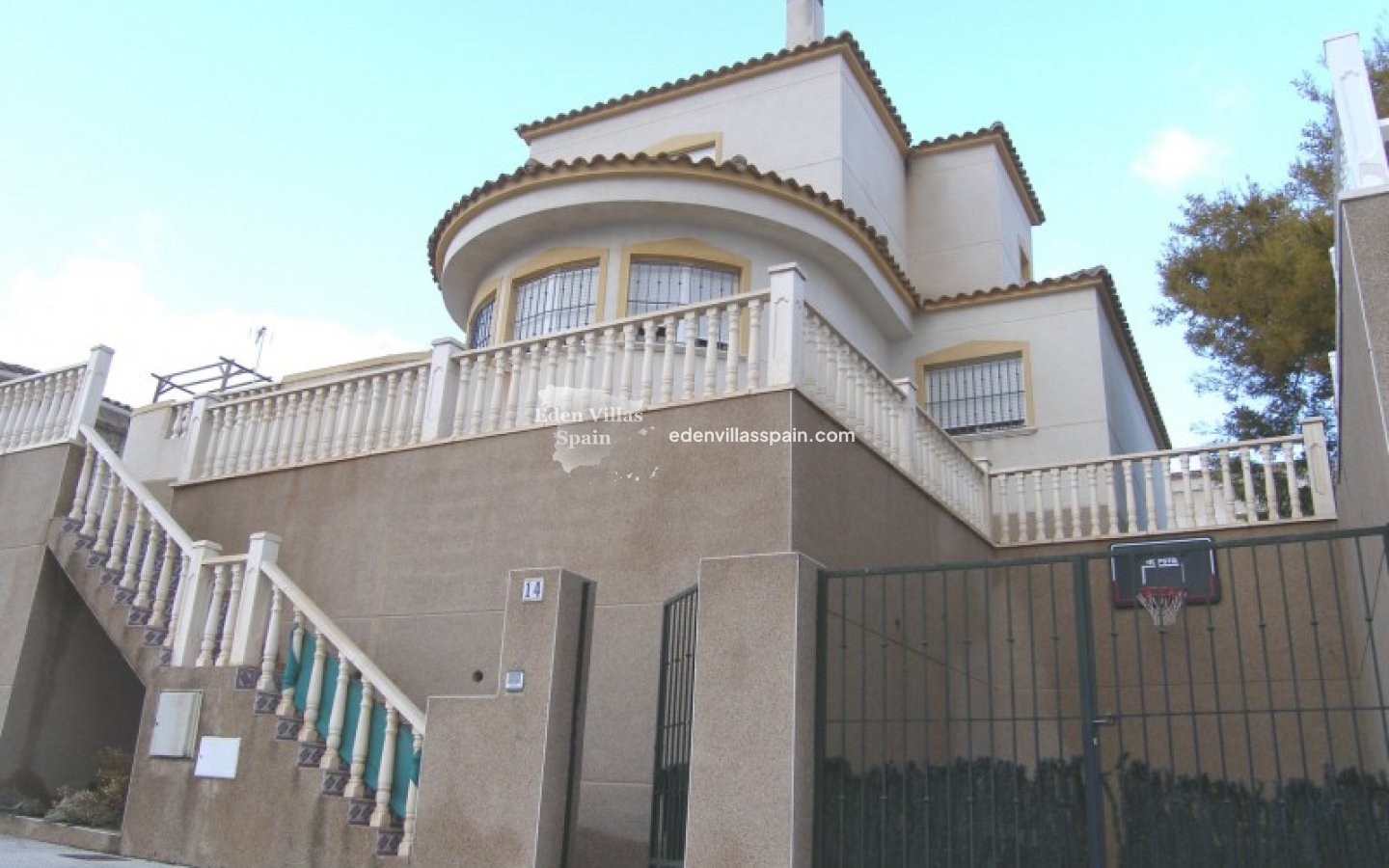Resale - Urbanisation detached Villa - Castalla