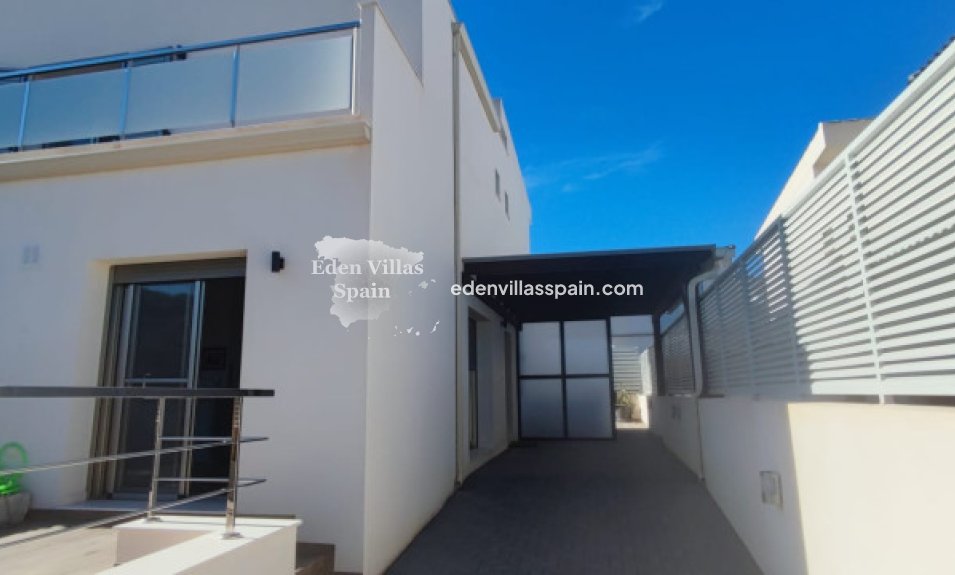 Resale - Urbanisation detached Villa - Cox