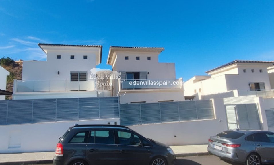 Resale - Urbanisation detached Villa - Cox