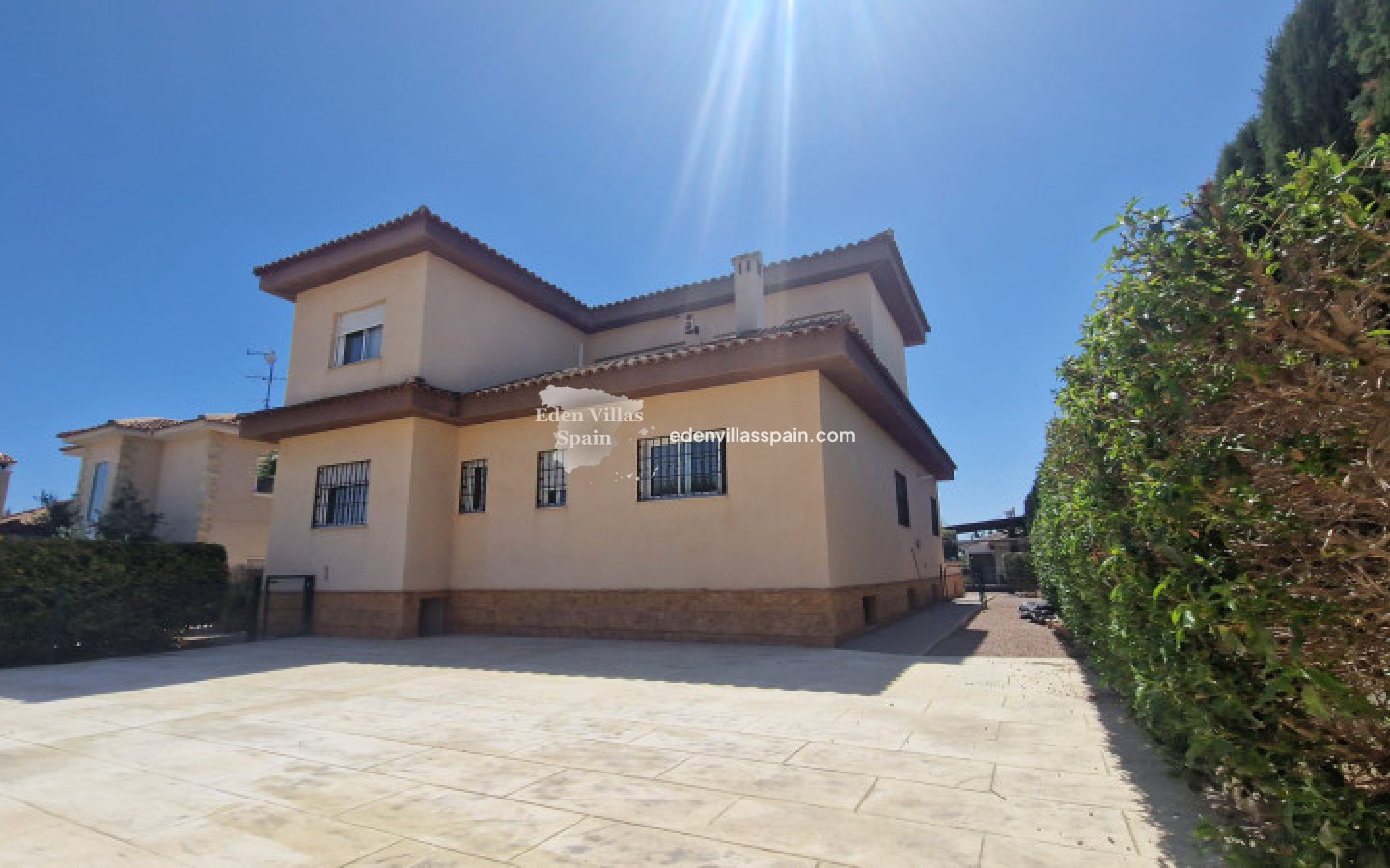 Resale - Urbanisation detached Villa - Elche