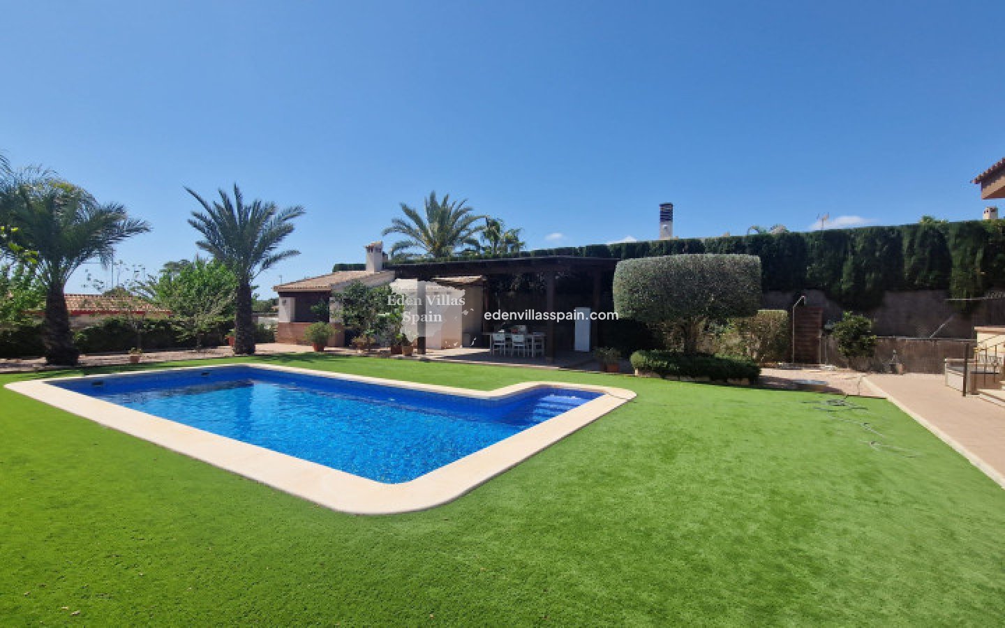Resale - Urbanisation detached Villa - Elche