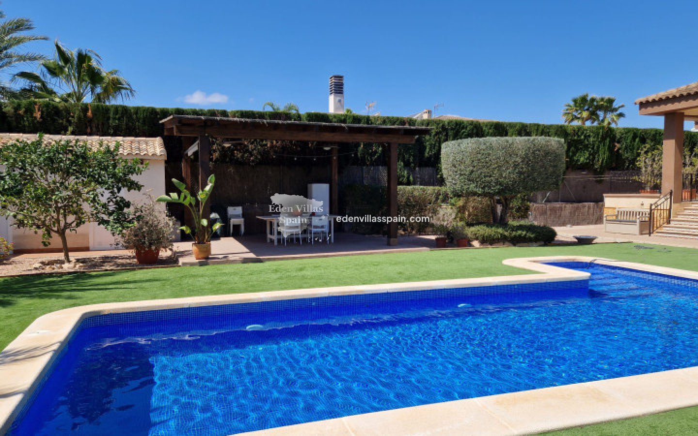 Resale - Urbanisation detached Villa - Elche