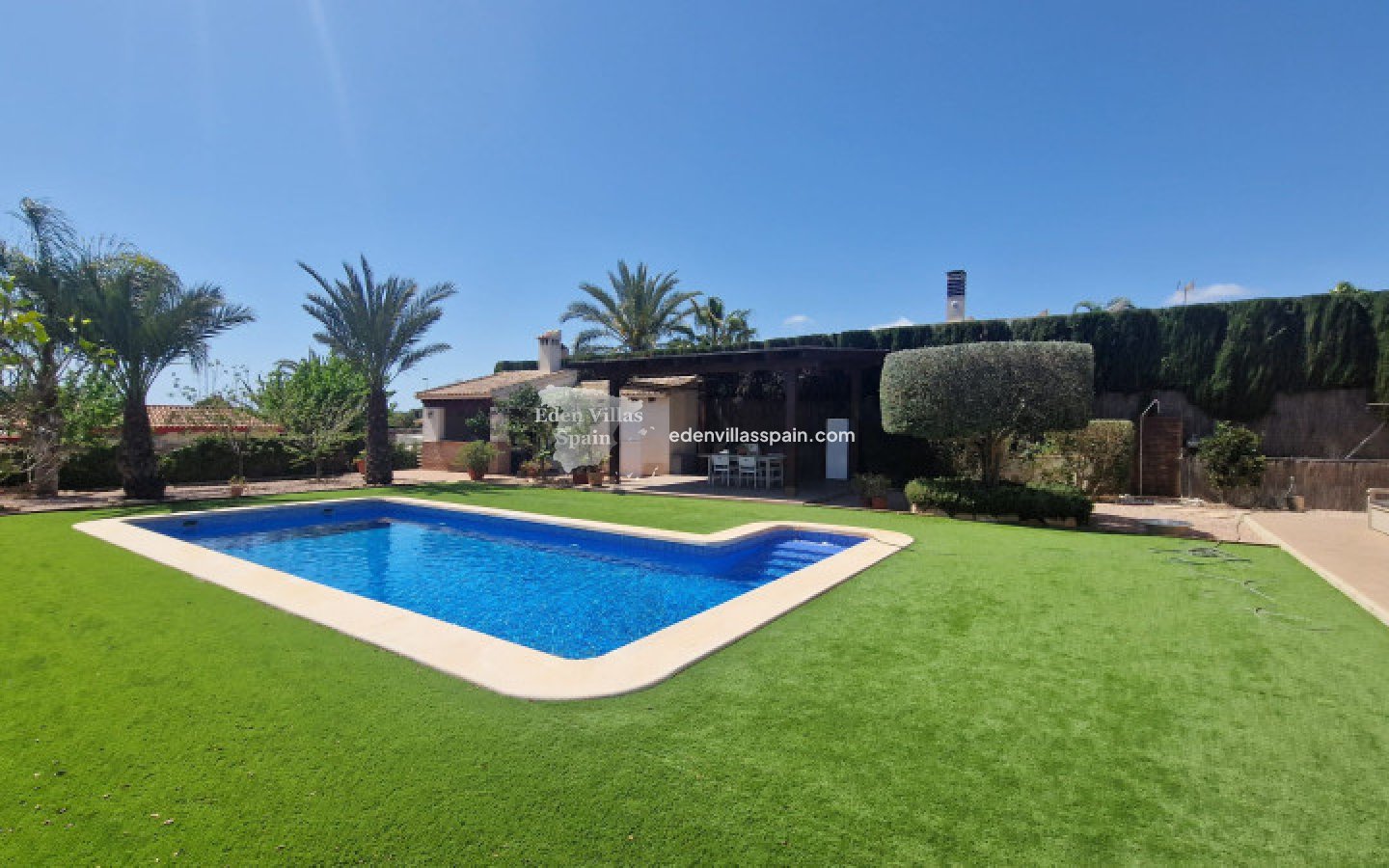Resale - Urbanisation detached Villa - Elche