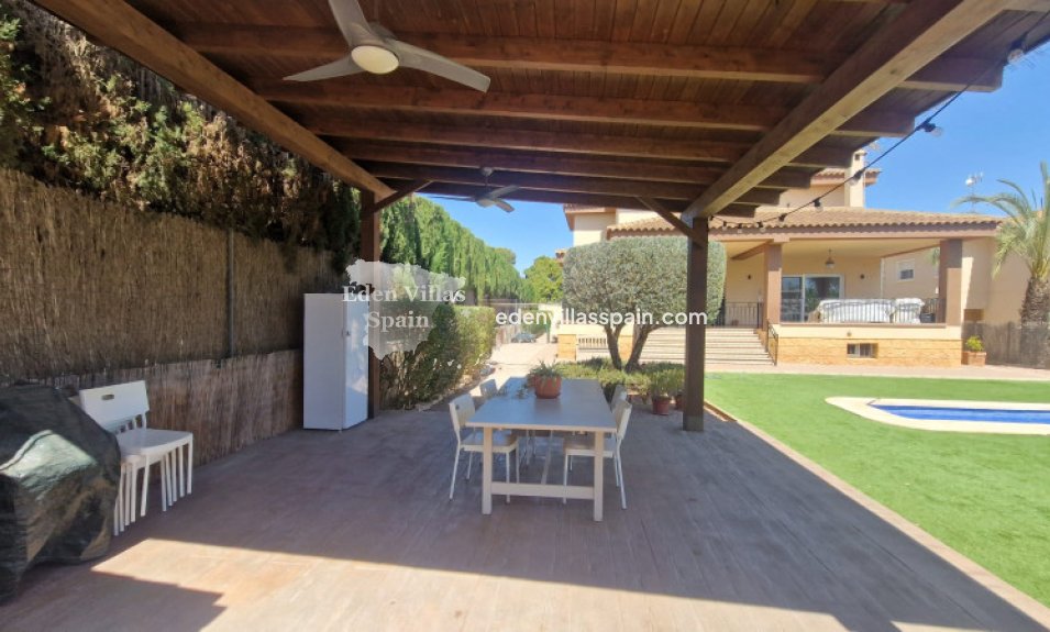 Resale - Urbanisation detached Villa - Elche