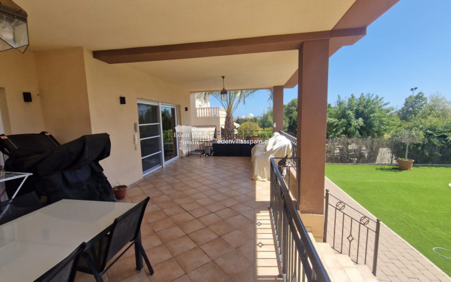 Resale - Urbanisation detached Villa - Elche