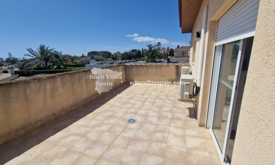 Resale - Urbanisation detached Villa - Elche