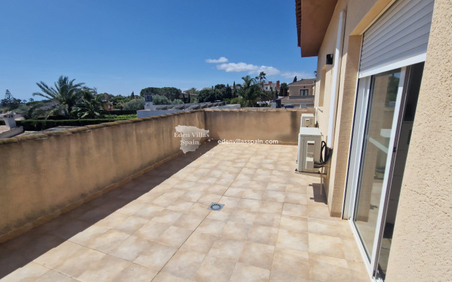 Resale - Urbanisation detached Villa - Elche