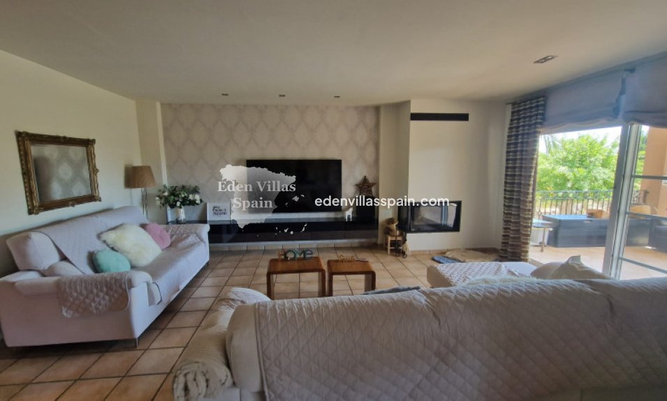 Resale - Urbanisation detached Villa - Elche