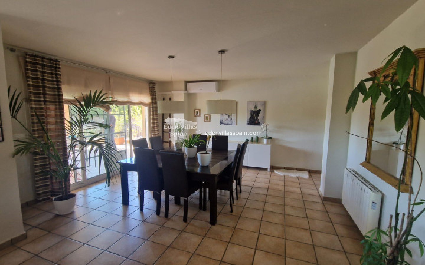 Resale - Urbanisation detached Villa - Elche