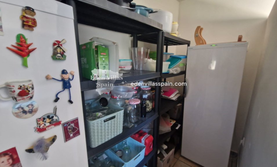 Resale - Urbanisation detached Villa - Elche