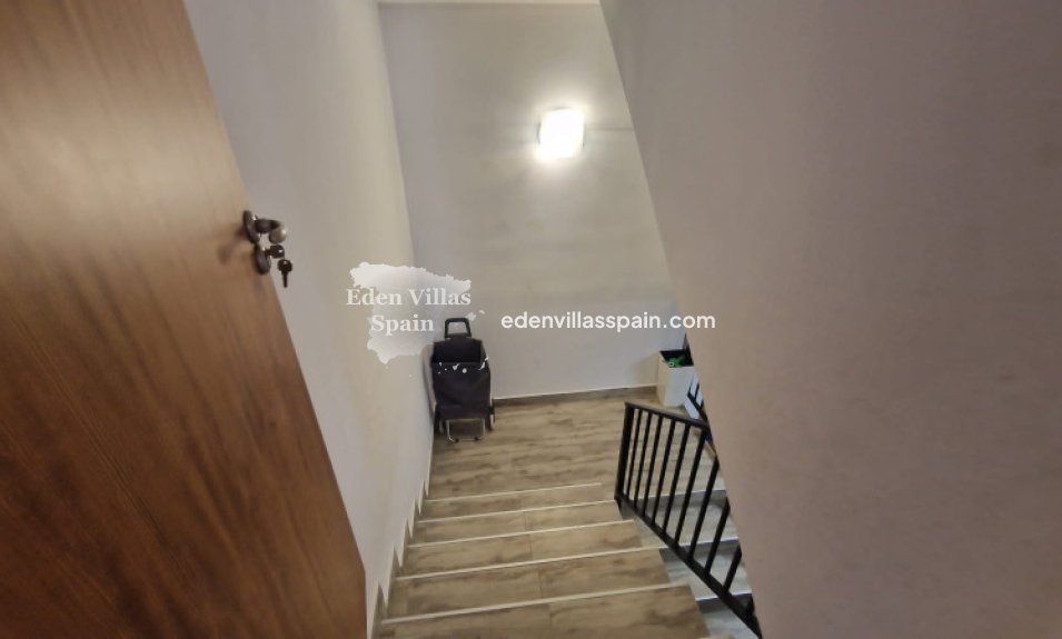 Resale - Urbanisation detached Villa - Elche