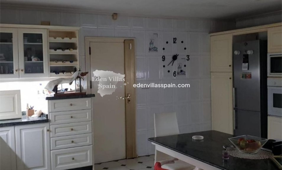 Resale - Urbanisation detached Villa - Elche