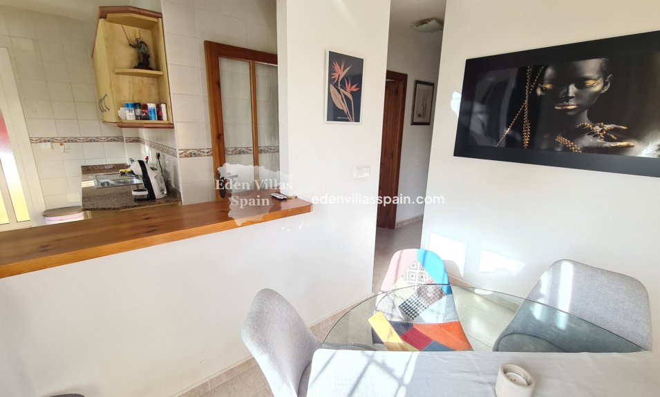 Resale - Urbanisation detached Villa - La Marina