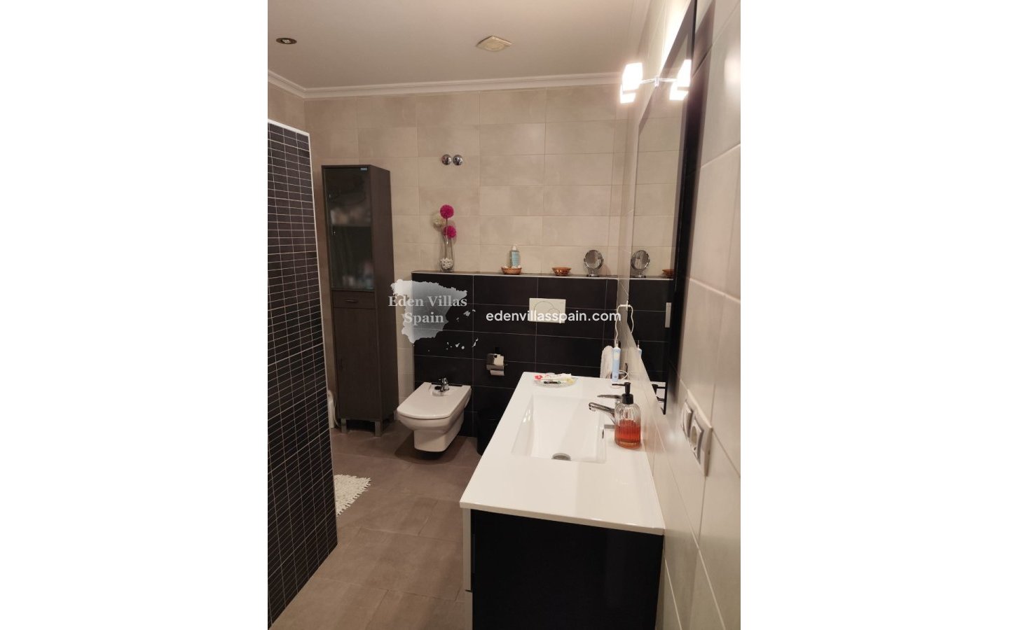 Resale - Urbanisation detached Villa - La Marina