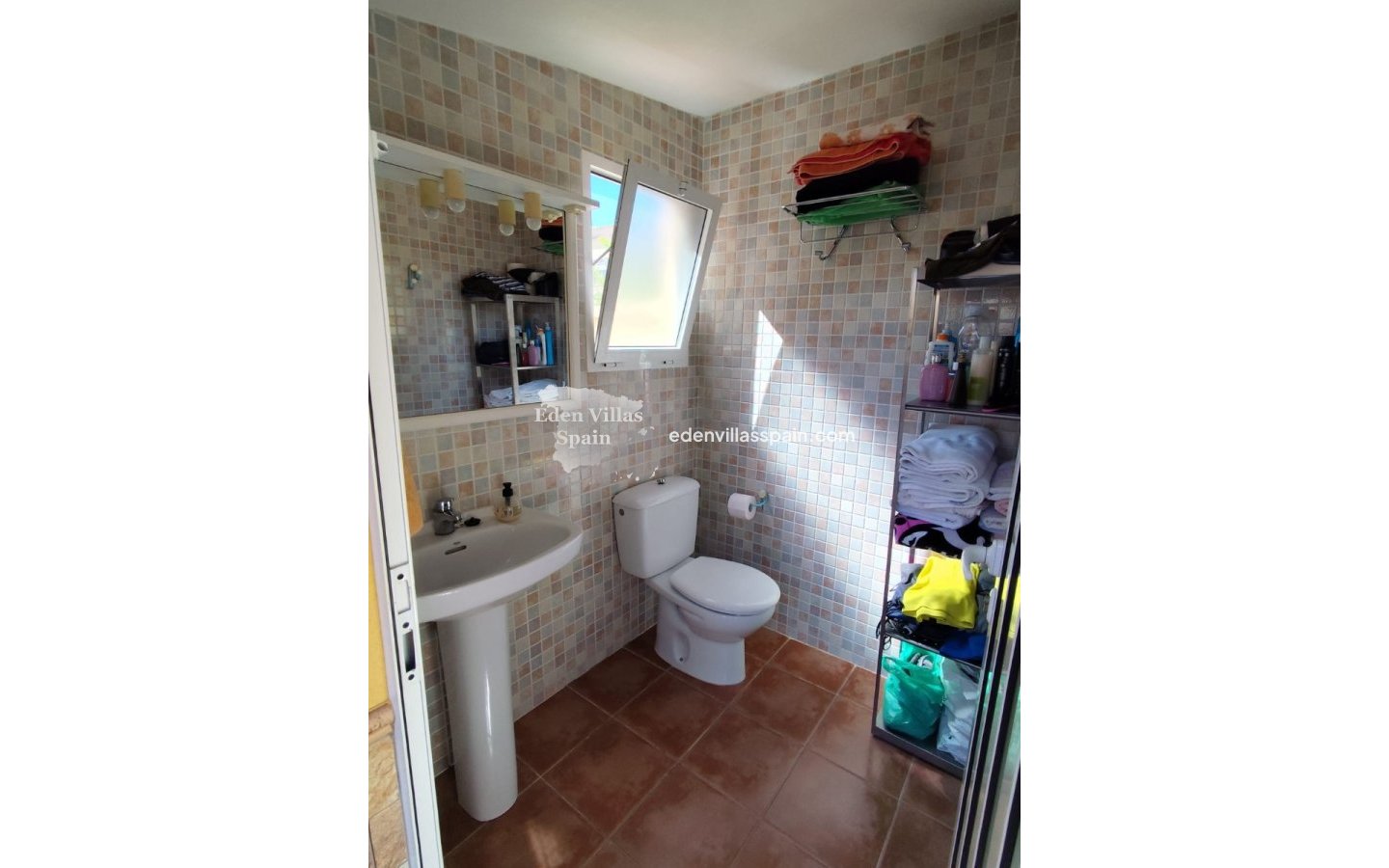 Resale - Urbanisation detached Villa - La Marina