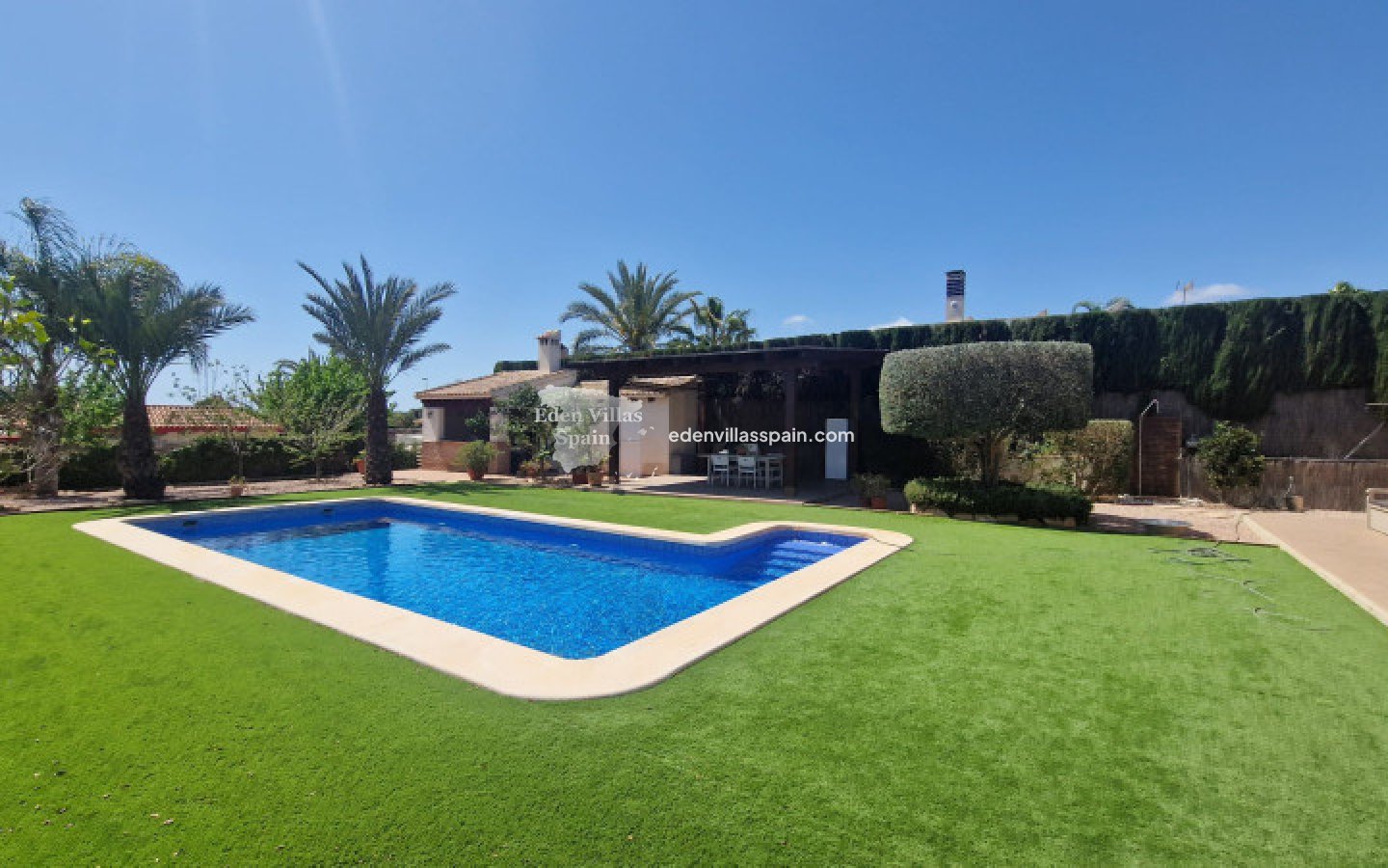 Resale - Urbanisation detached Villa - Santa Pola