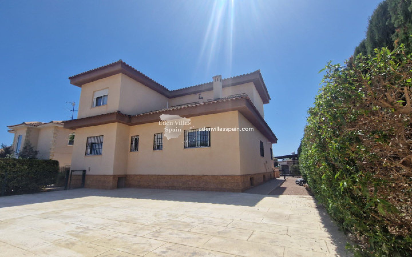 Resale - Urbanisation detached Villa - Santa Pola