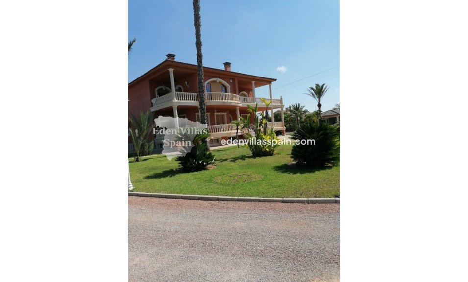 Resale - Urbanisation detached Villa - Santa Pola