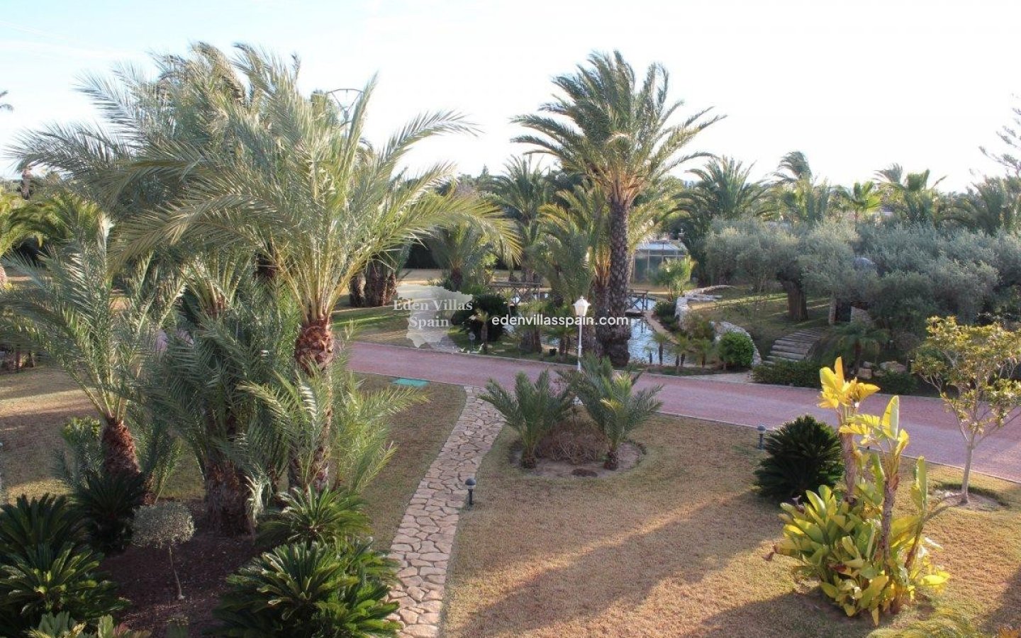 Resale - Urbanisation detached Villa - Santa Pola