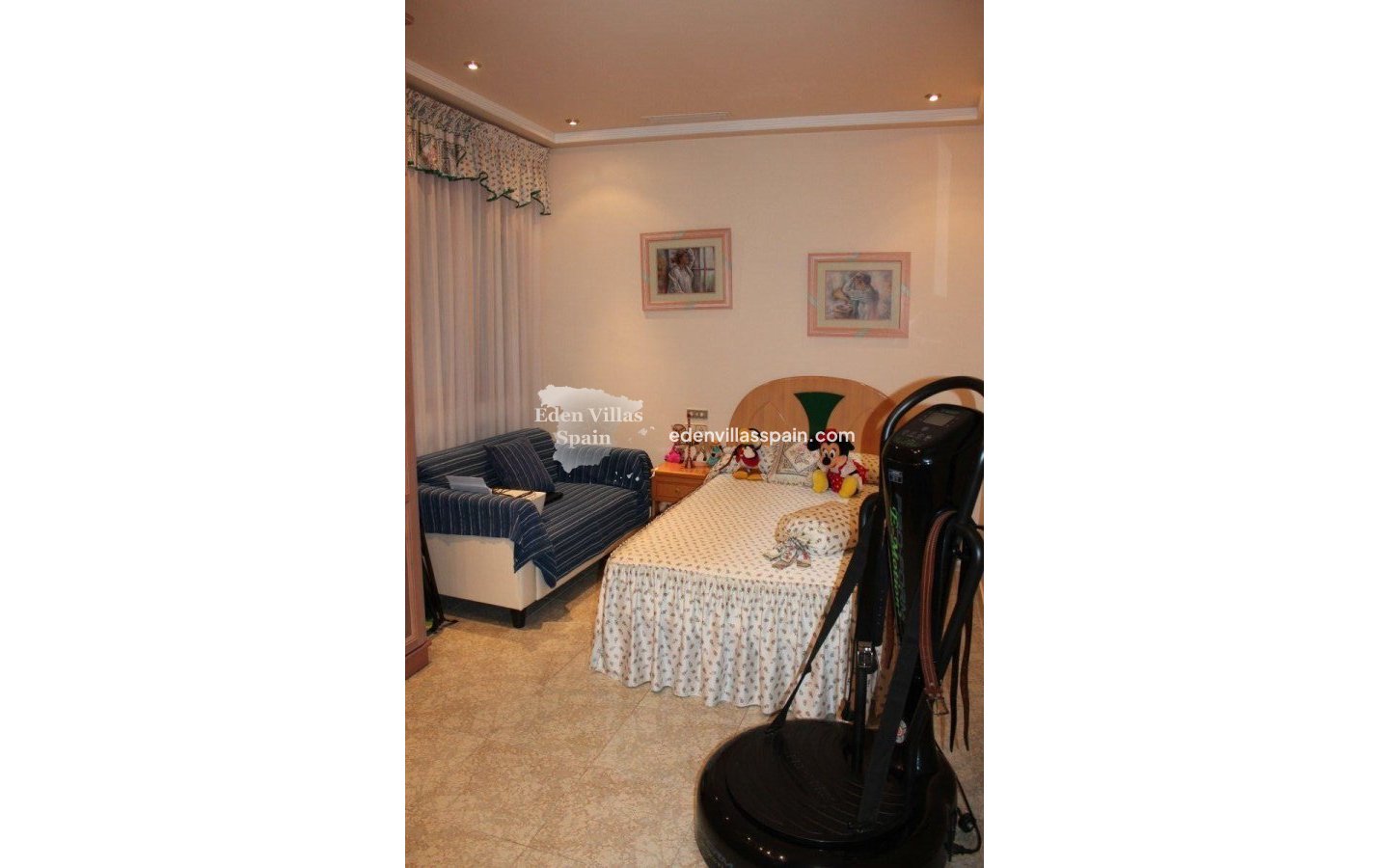 Resale - Urbanisation detached Villa - Santa Pola