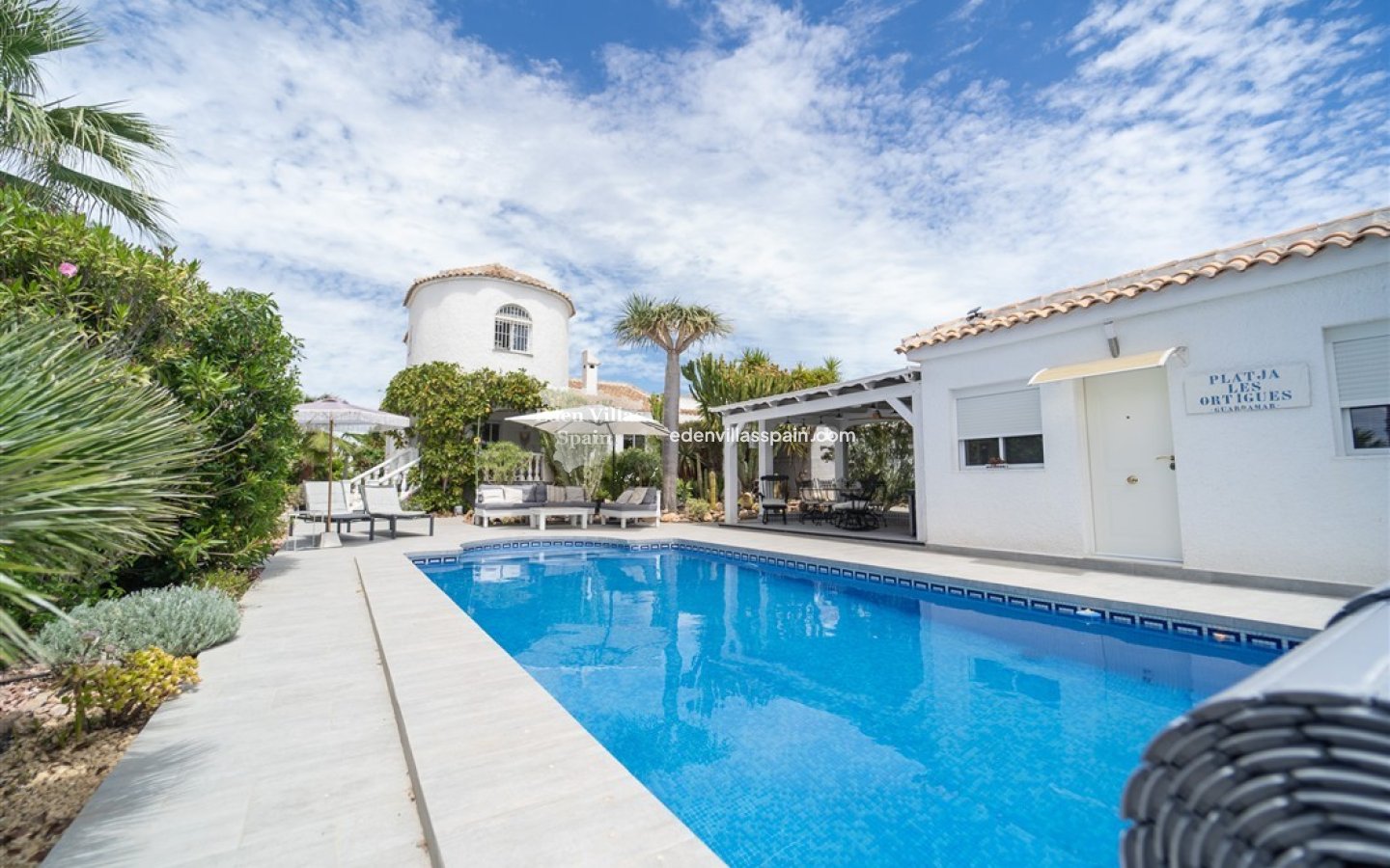 Resale - Urbanisation detached Villa - Torrevieja