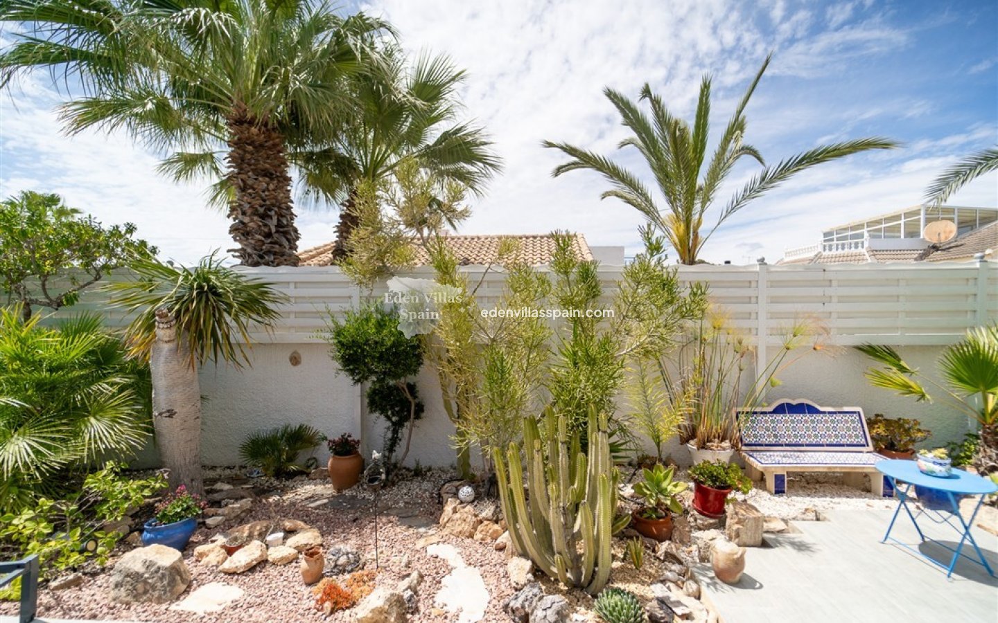 Resale - Urbanisation detached Villa - Torrevieja