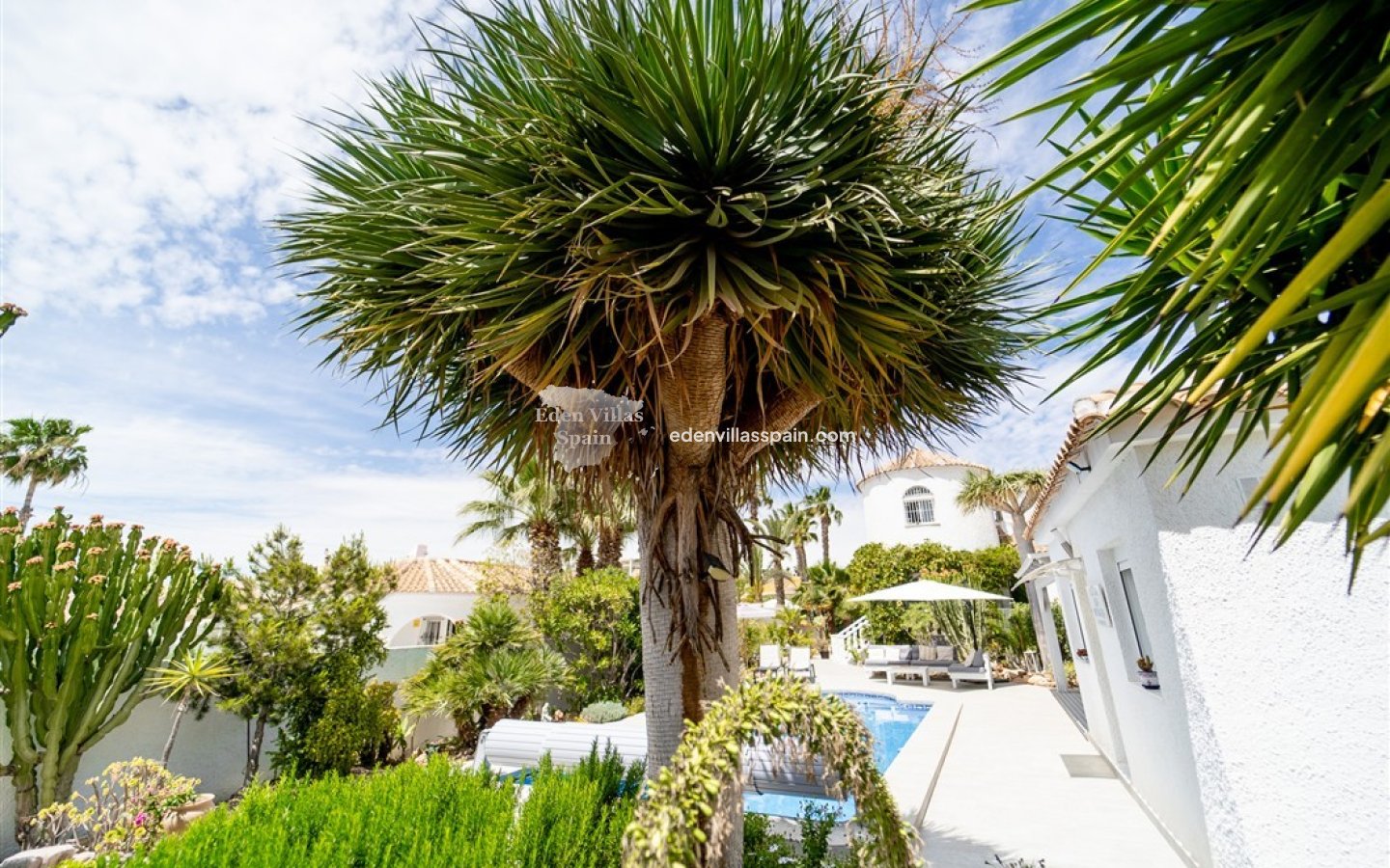 Resale - Urbanisation detached Villa - Torrevieja