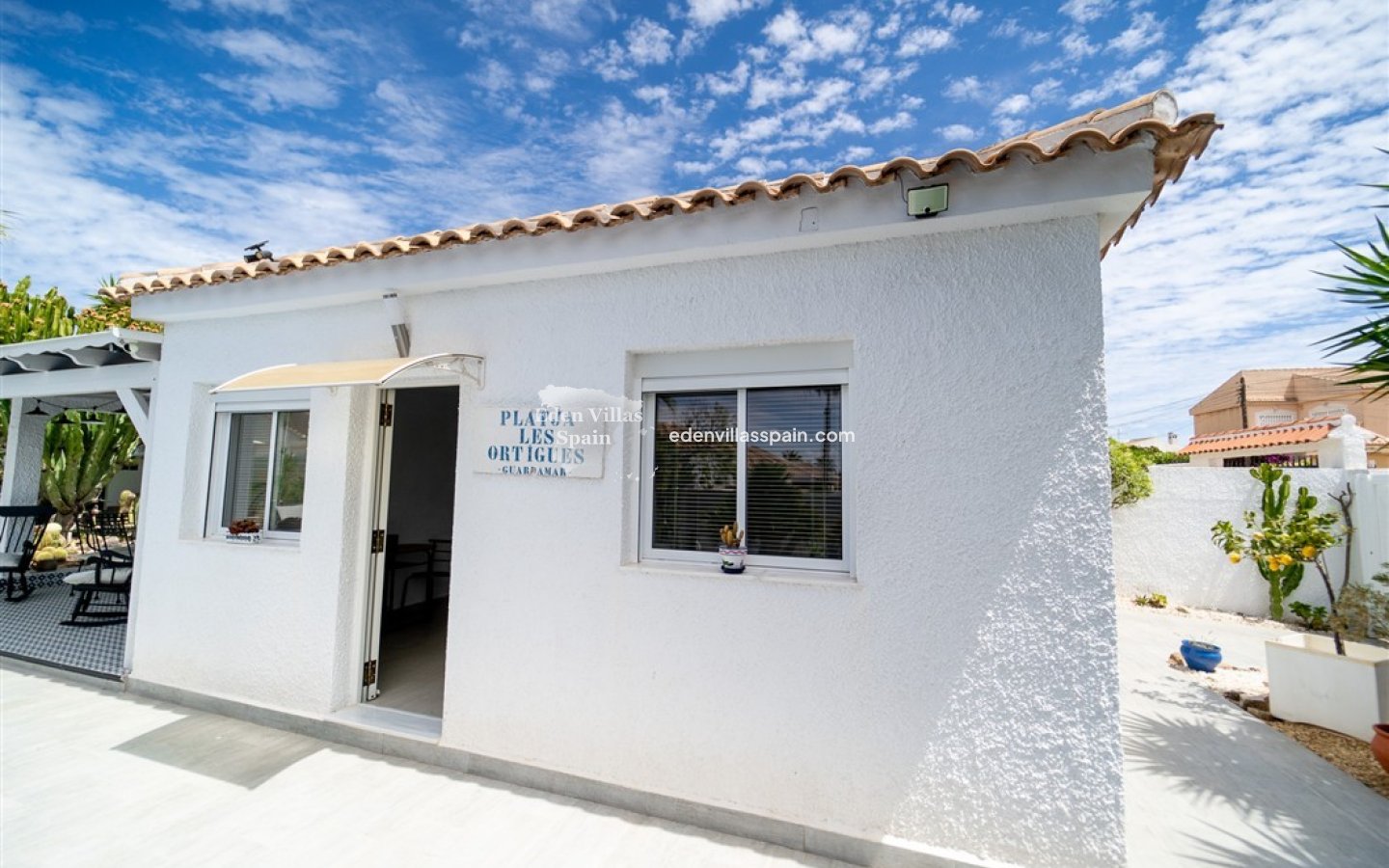 Resale - Urbanisation detached Villa - Torrevieja