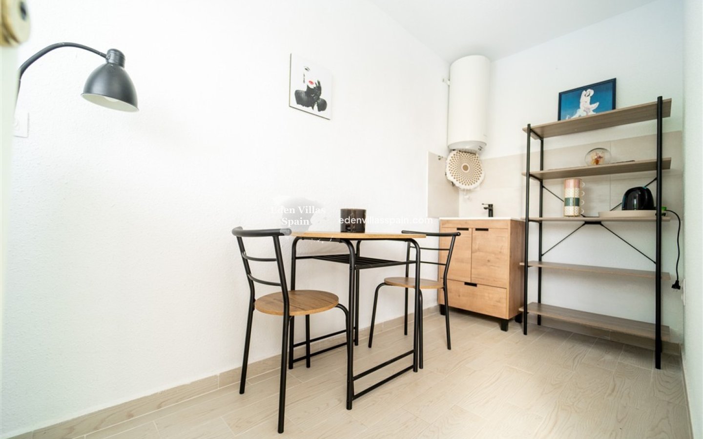 Resale - Urbanisation detached Villa - Torrevieja