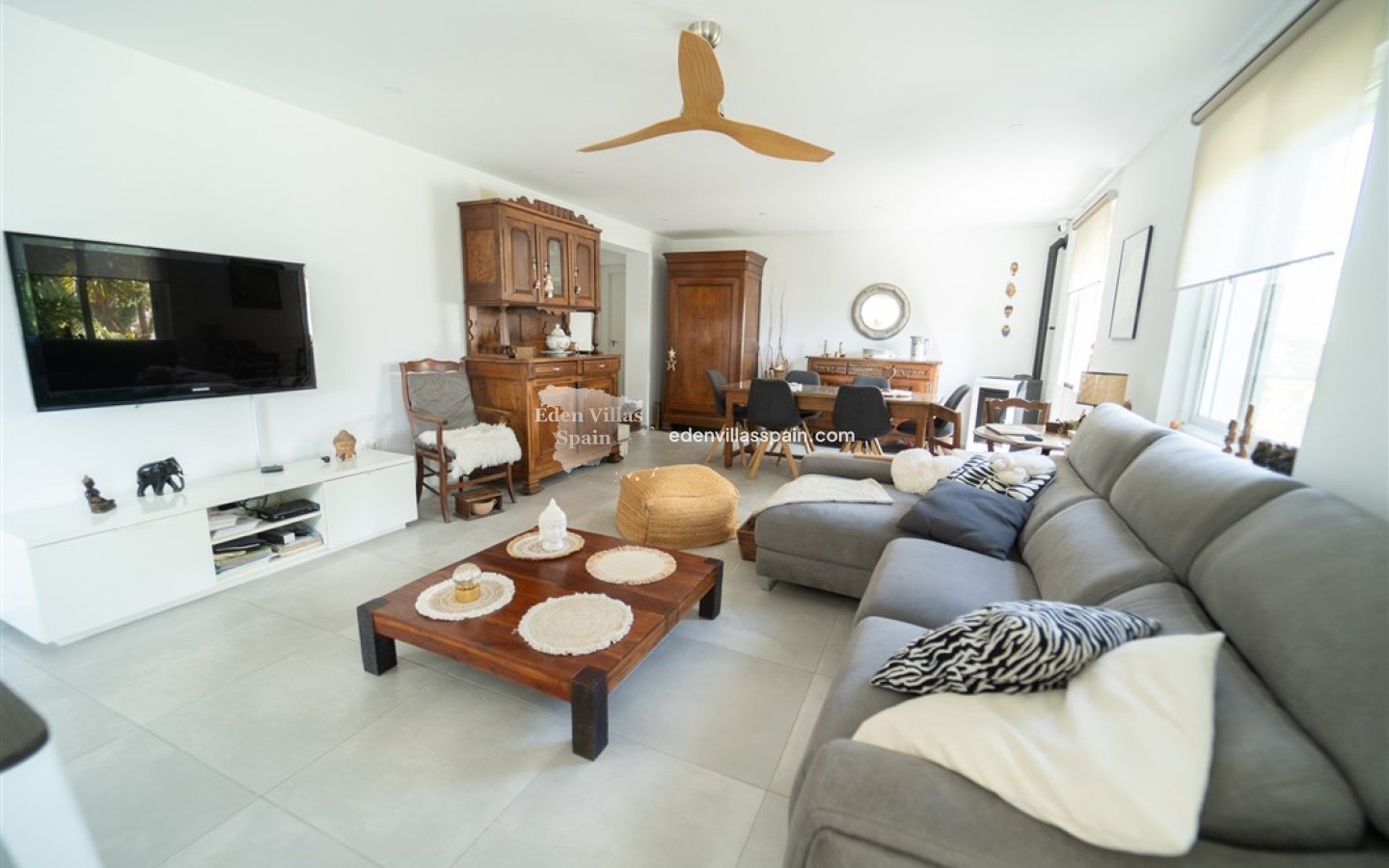 Resale - Urbanisation detached Villa - Torrevieja