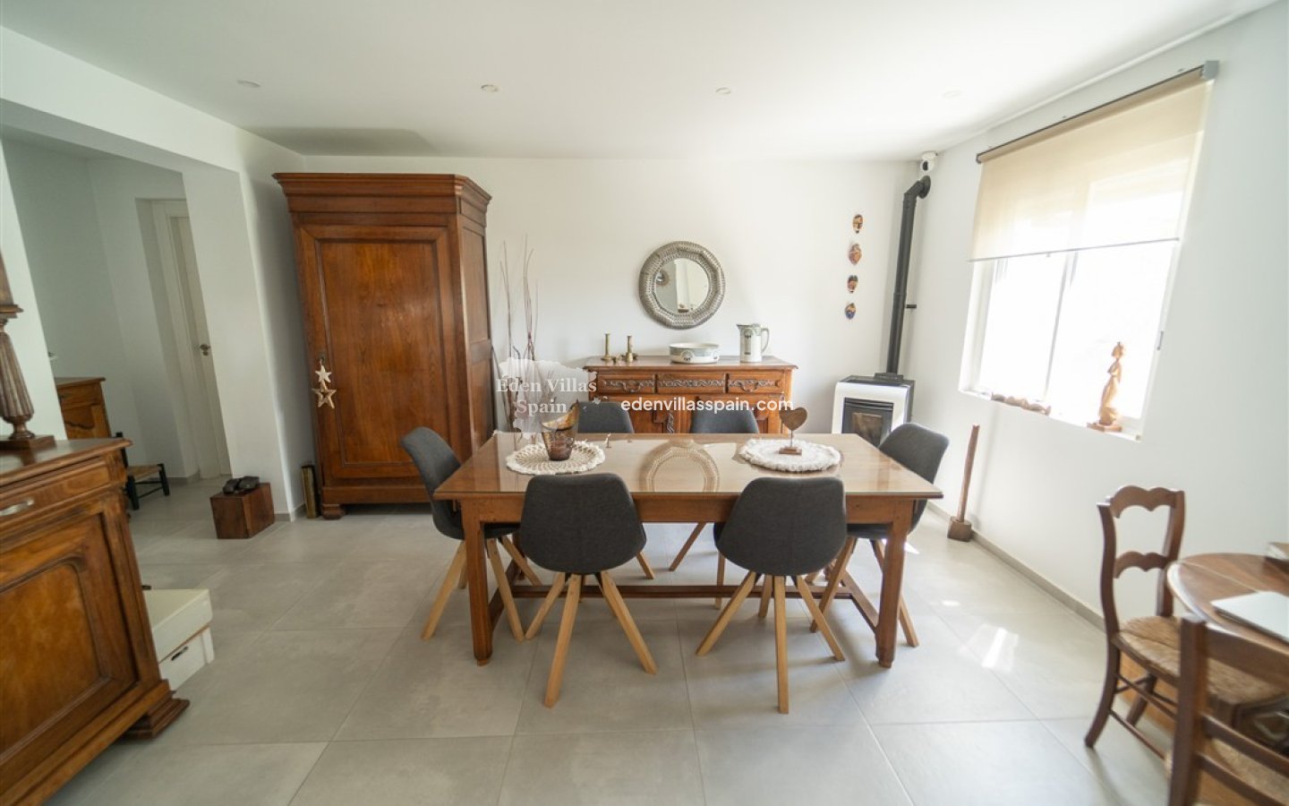 Resale - Urbanisation detached Villa - Torrevieja