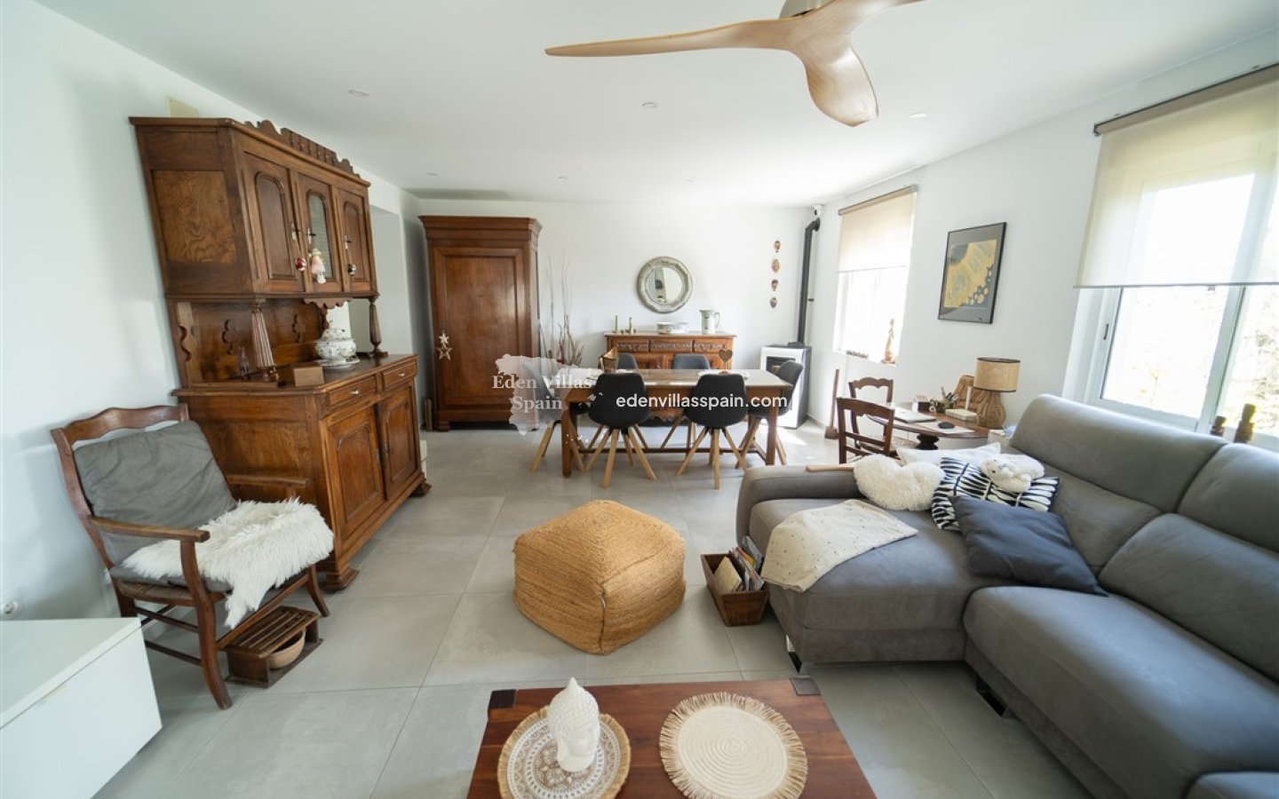 Resale - Urbanisation detached Villa - Torrevieja