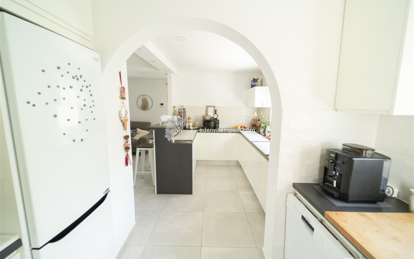 Resale - Urbanisation detached Villa - Torrevieja